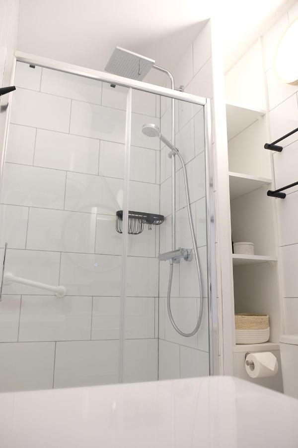 Elegant Appartement Moderne - Cure Et Vacances Balaruc-les-Bains Exteriör bild